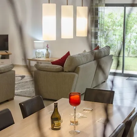 Casa No Sol By Algarve Holidays Лоле